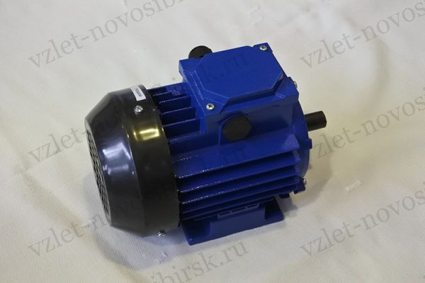 Электродвигатель АДМ 63 А4 (0,25 кВт, 1500 об/мин)