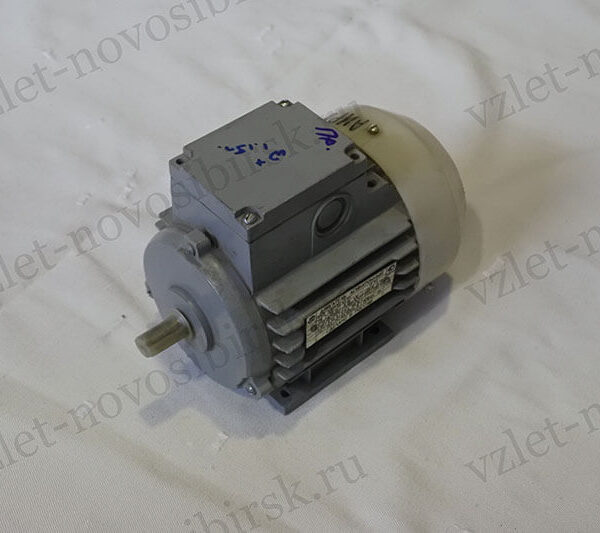 Электродвигатель АДМ 56 B2 (0,25 кВт, 3000 об/мин)